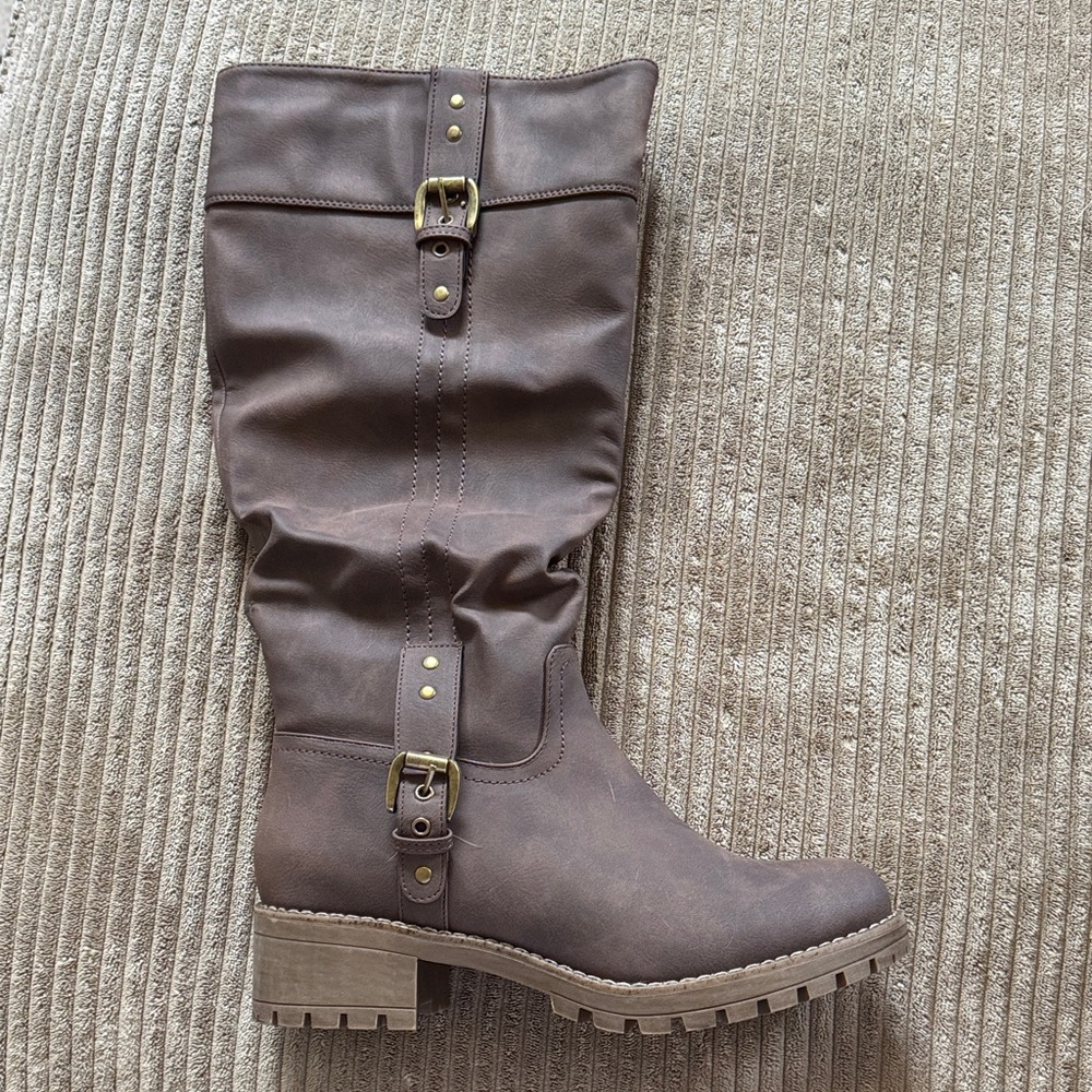 Women’s Brown Mid-Calf Buckle Leather Boots